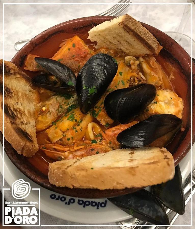 ריצ'יונה Hotel Piada D'Oro מראה חיצוני תמונה